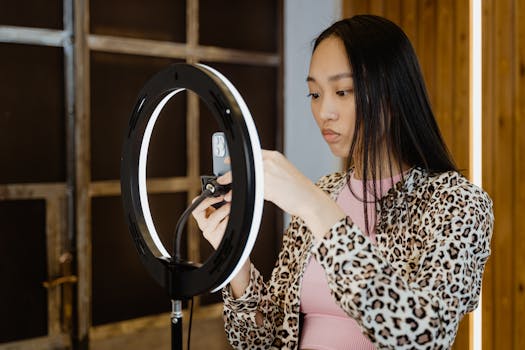 Unpacking the Algorithmic Echo Chamber: The Evolving Landscape of the Streaming Community